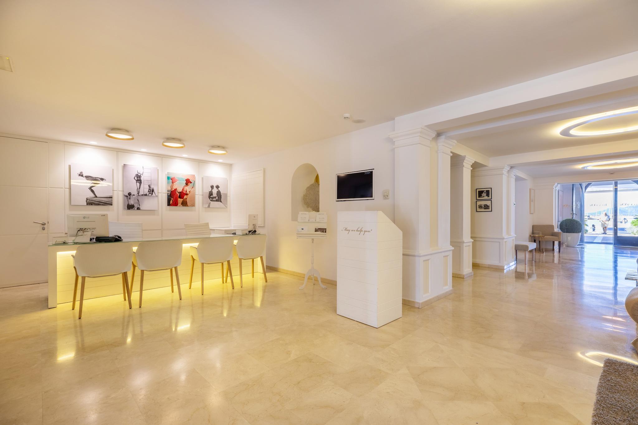 Hotel Illa D'Or & Club Apts 4* Sup 波连萨港 外观 照片