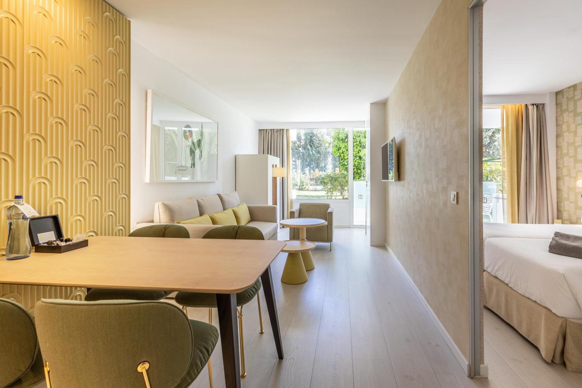 Hotel Illa D'Or & Club Apts 4* Sup 波连萨港 外观 照片